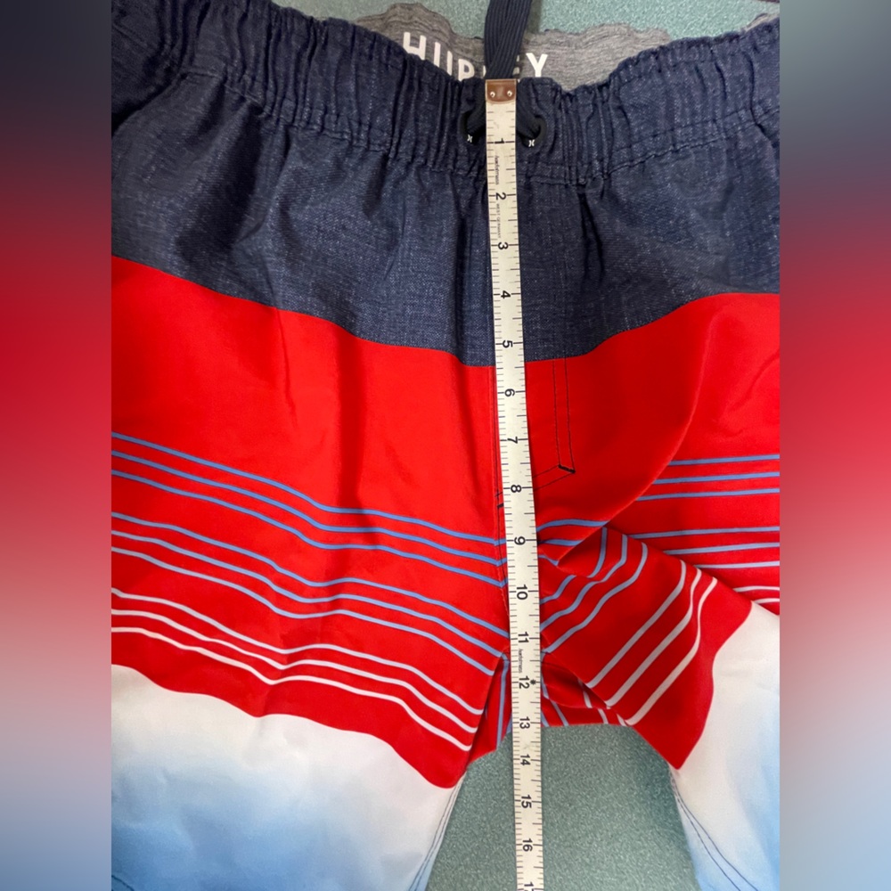 Hurley Red and Blue Board Shorts with Dynamic Stripes Men’s XL 🌊 - Picture 7 of 8